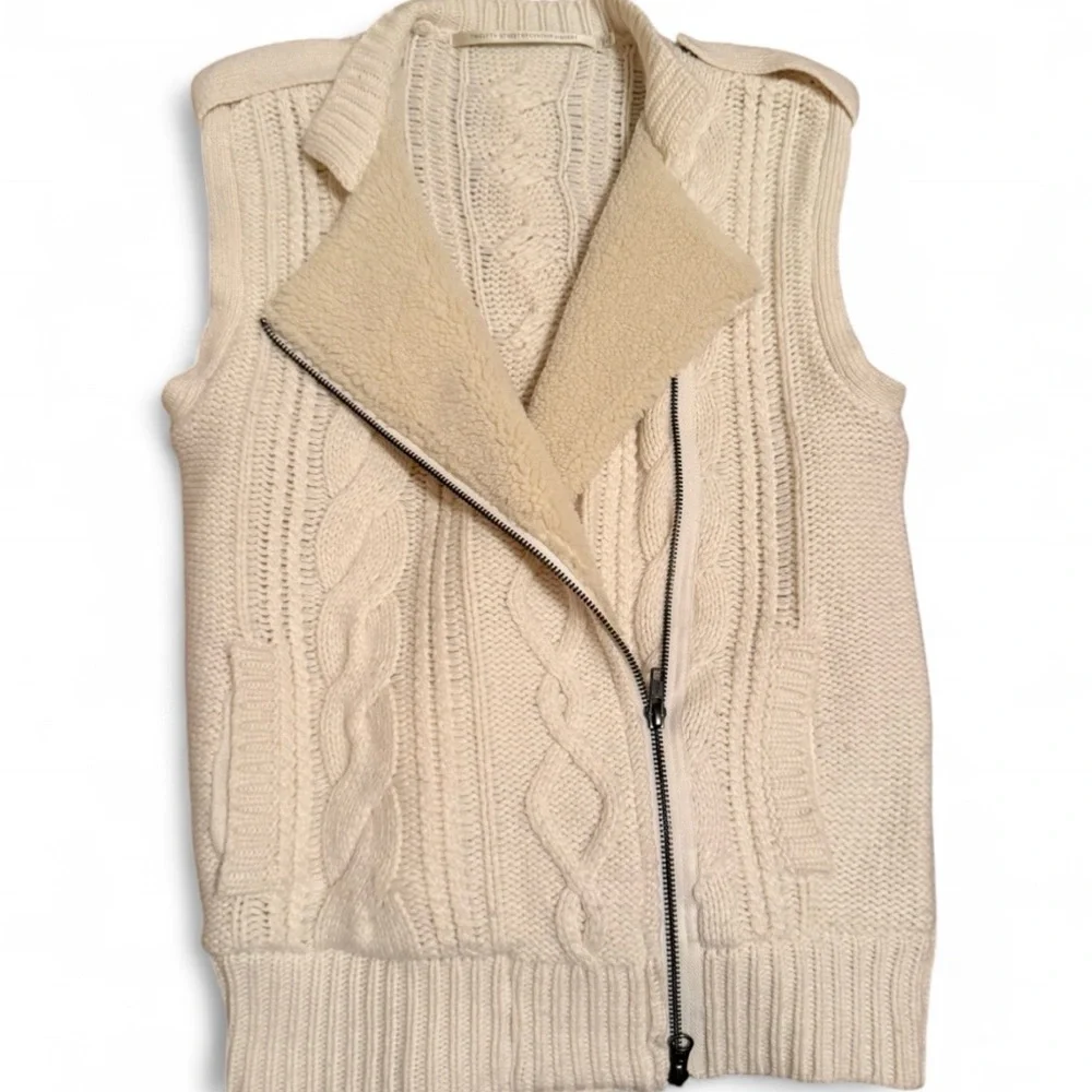 Twelfth Street By Cynthia Vincent Fleece lined sweater vest - Picture 1 of 6
